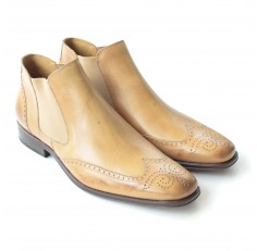 Scarpa modello Stivaletto