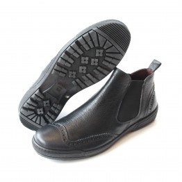 Stivaletto in pelle nero